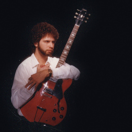 Mike-w-guitar2